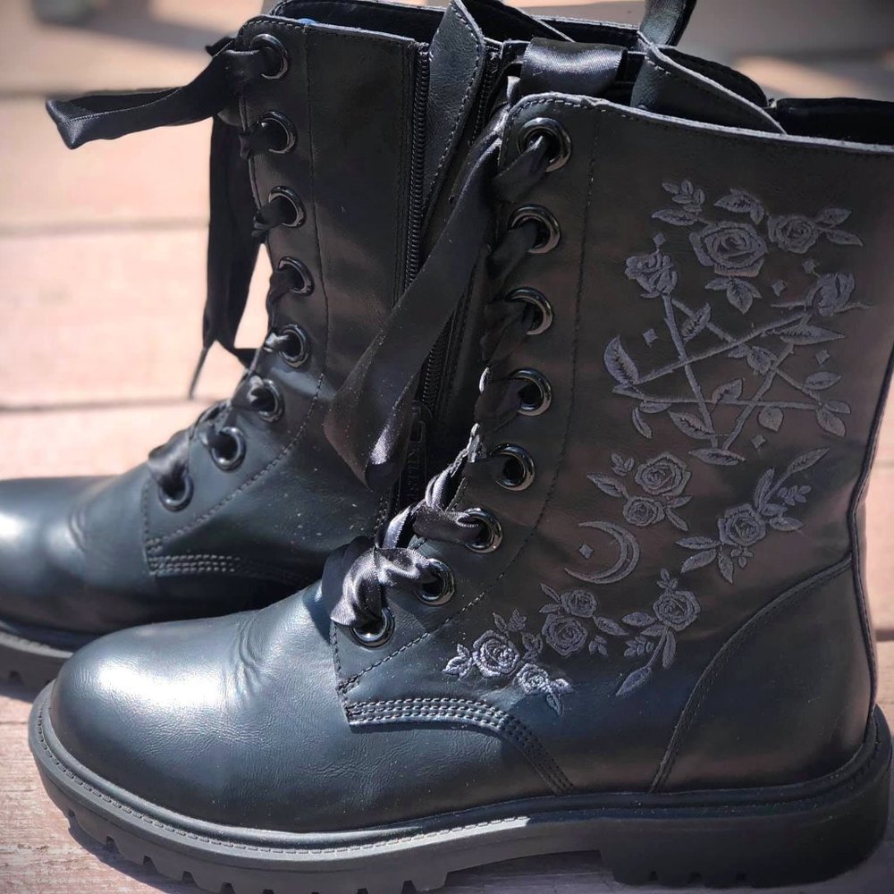 Killstar Enchanted Combat Boots- Women’s Size 8